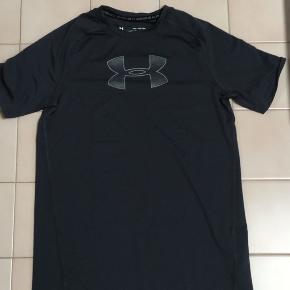 Under Armor Short Sleeved Shirt